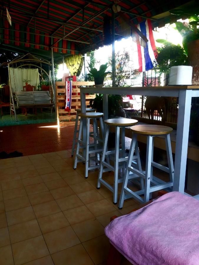 Srikrung Guesthouse Ayutthaya Eksteriør billede