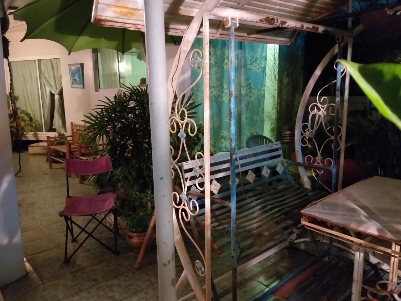 Srikrung Guesthouse Ayutthaya Eksteriør billede