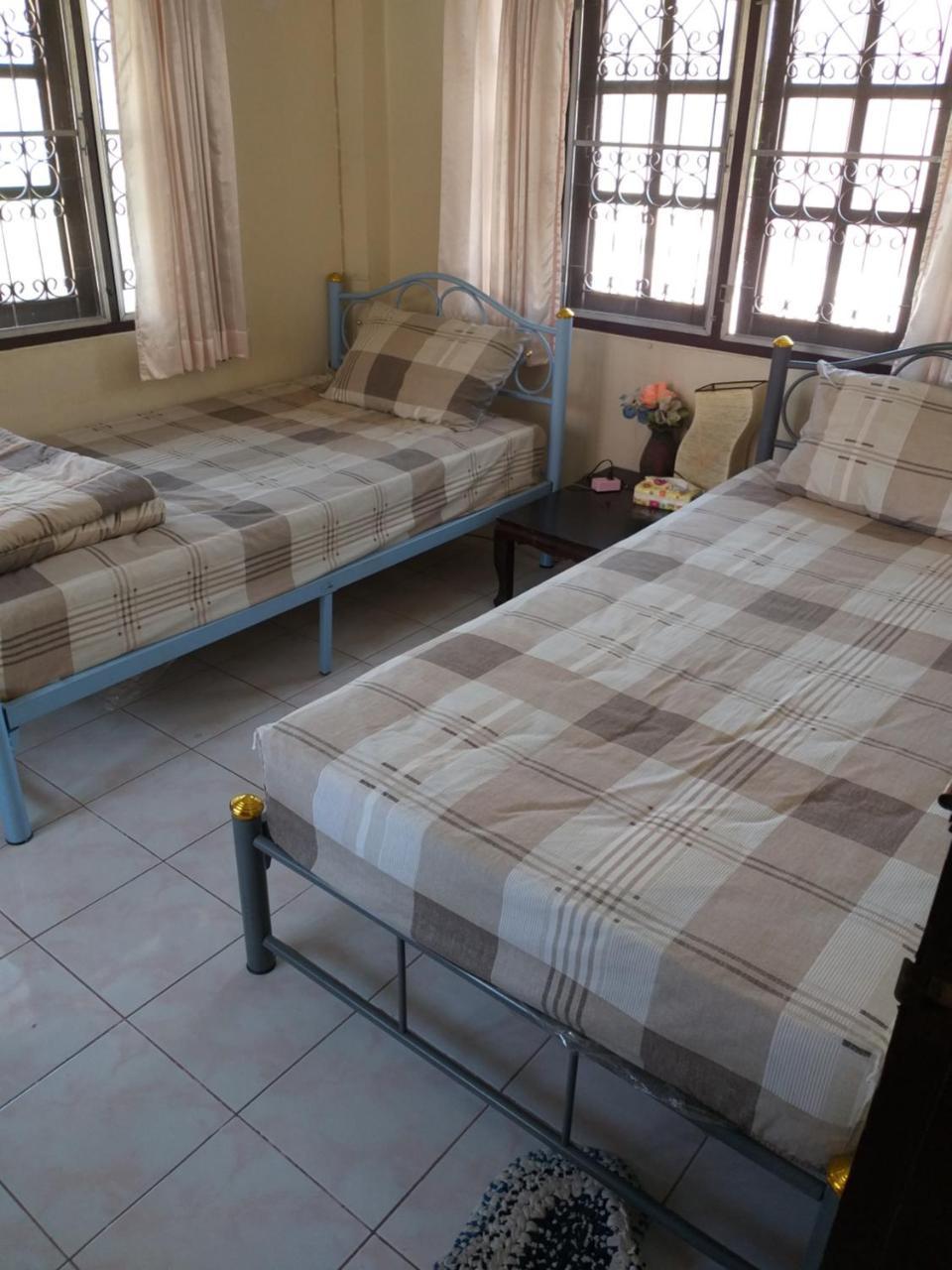 Srikrung Guesthouse Ayutthaya Eksteriør billede